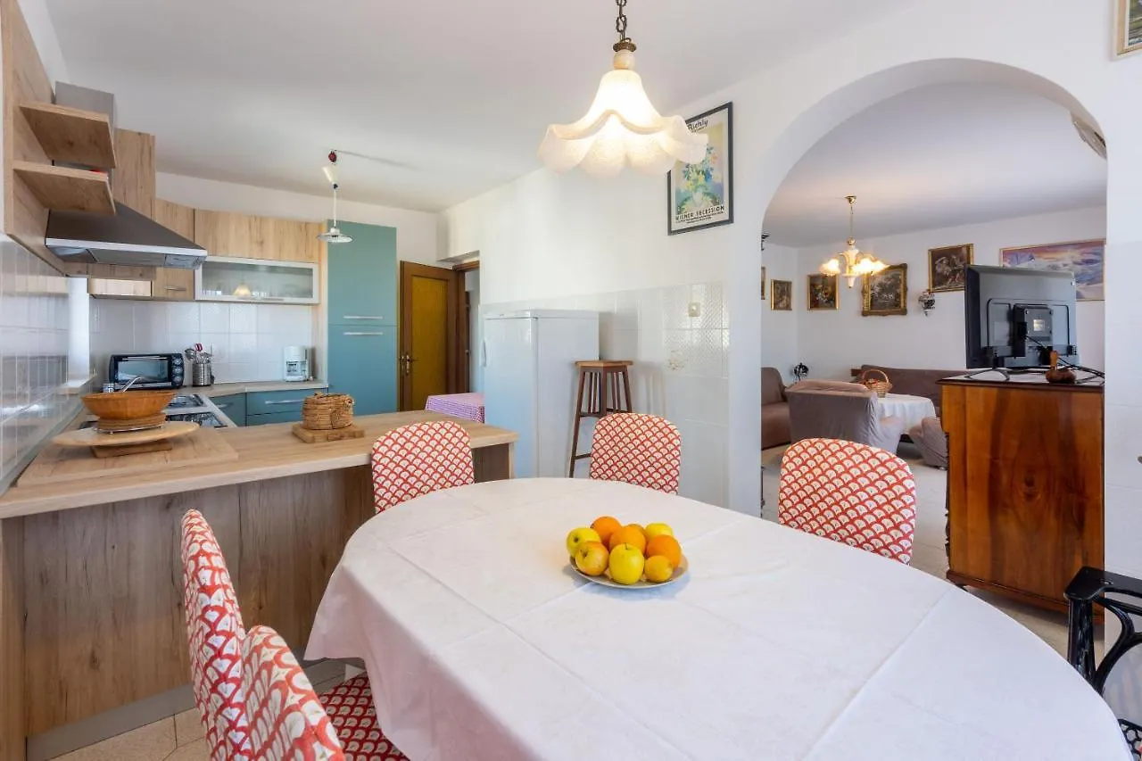 Apartment Vazmica Punat