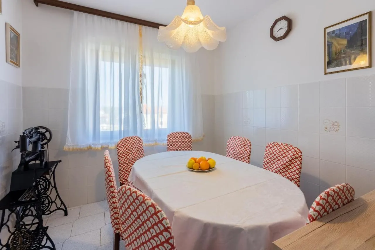 Apartment Vazmica Punat