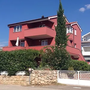 Mare Apartment