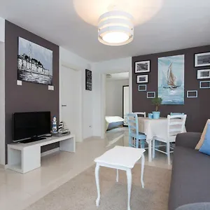M&t Mirna Apartment