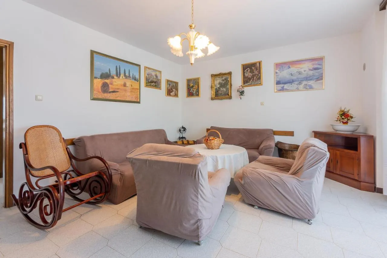 Apartment Vazmica Punat Chorvatsko